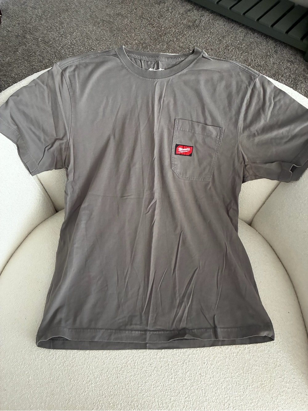Men's Short Sleeve Crew Pocket Tee in Gray with Red Patch